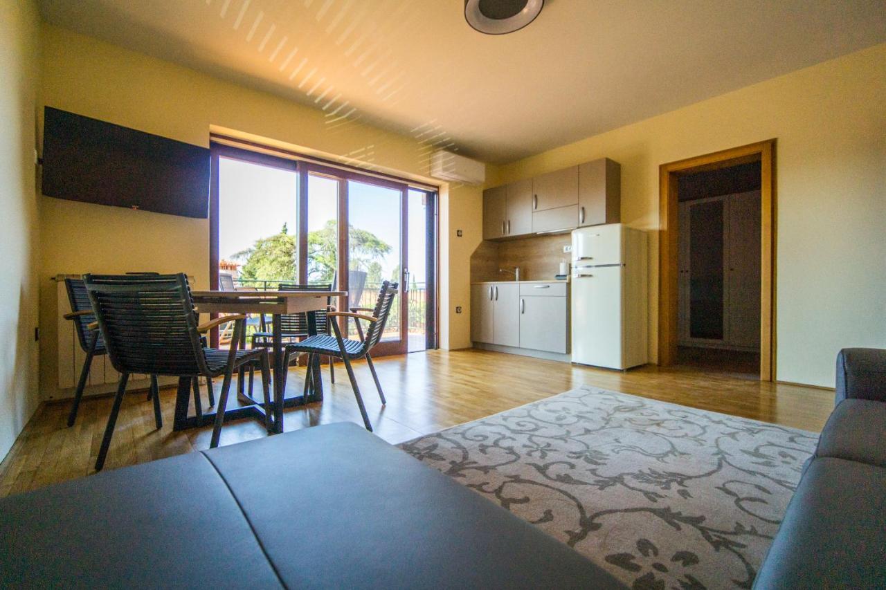 Apartments Sara 7, 8, 9 Portorož Kültér fotó