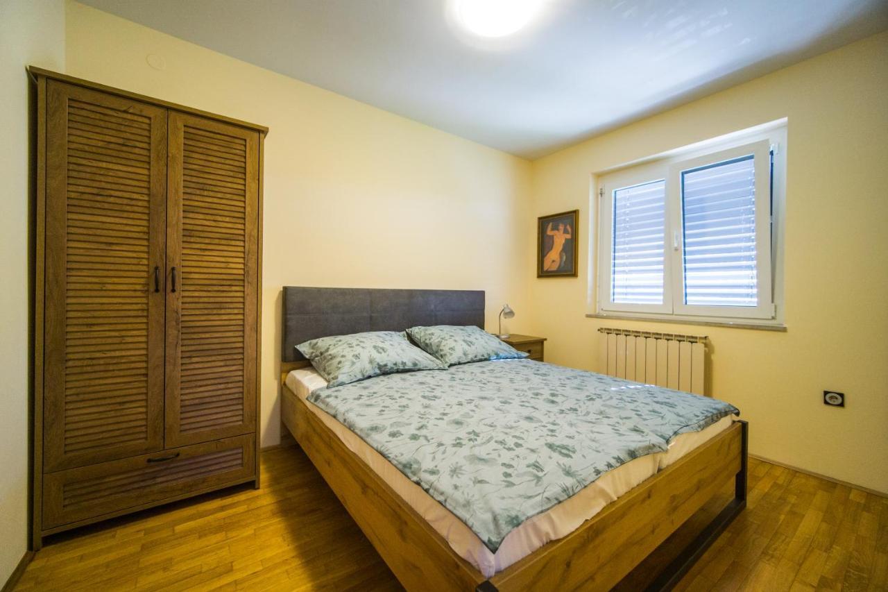 Apartments Sara 7, 8, 9 Portorož Kültér fotó