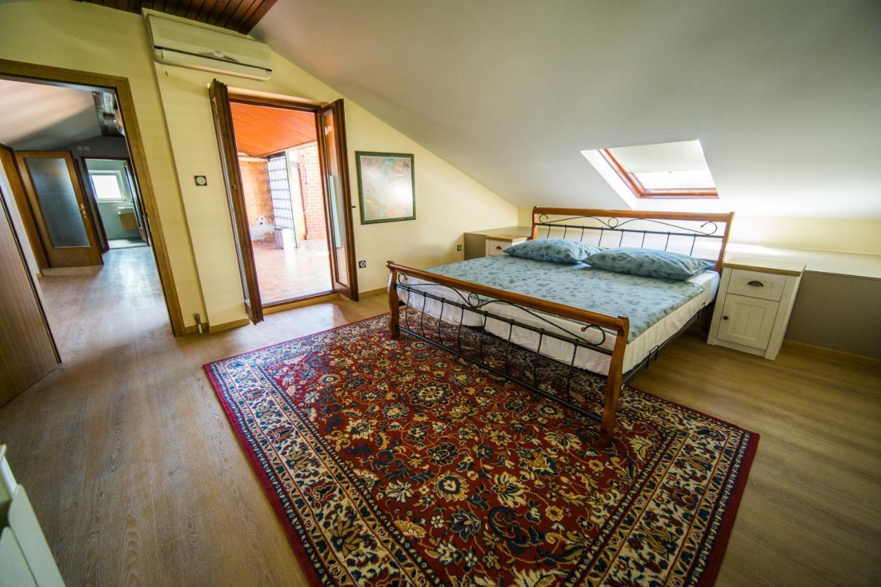 Apartments Sara 7, 8, 9 Portorož Kültér fotó
