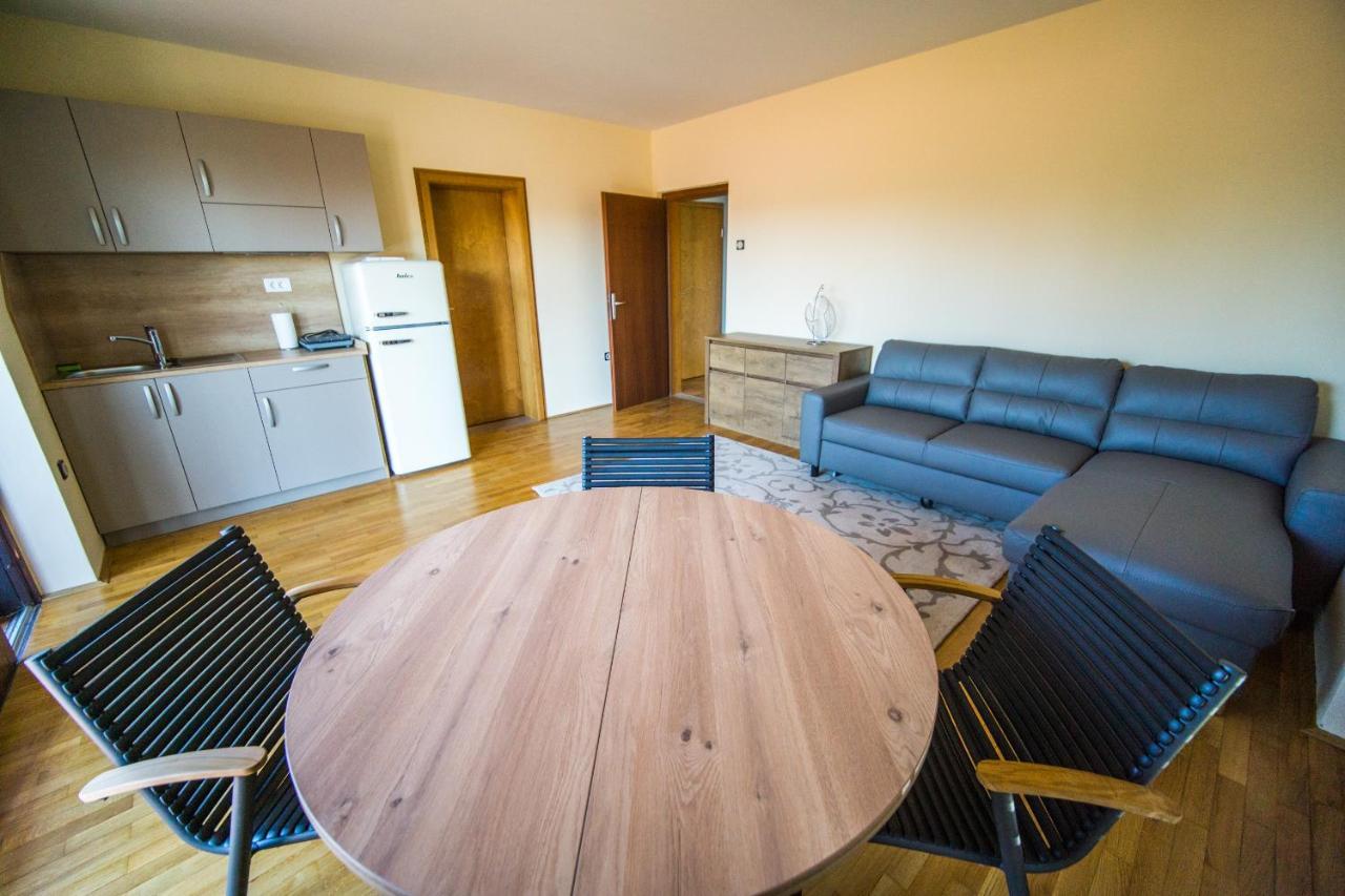Apartments Sara 7, 8, 9 Portorož Kültér fotó