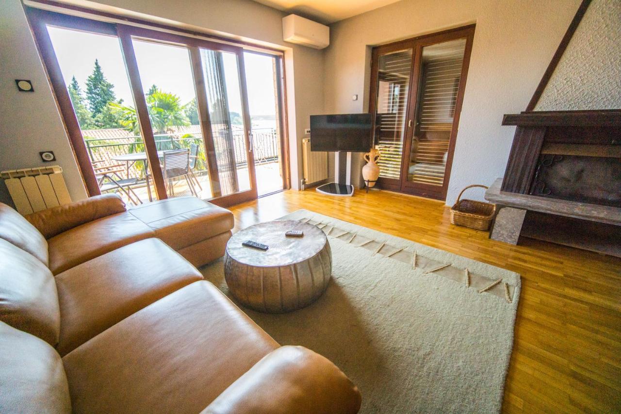 Apartments Sara 7, 8, 9 Portorož Kültér fotó