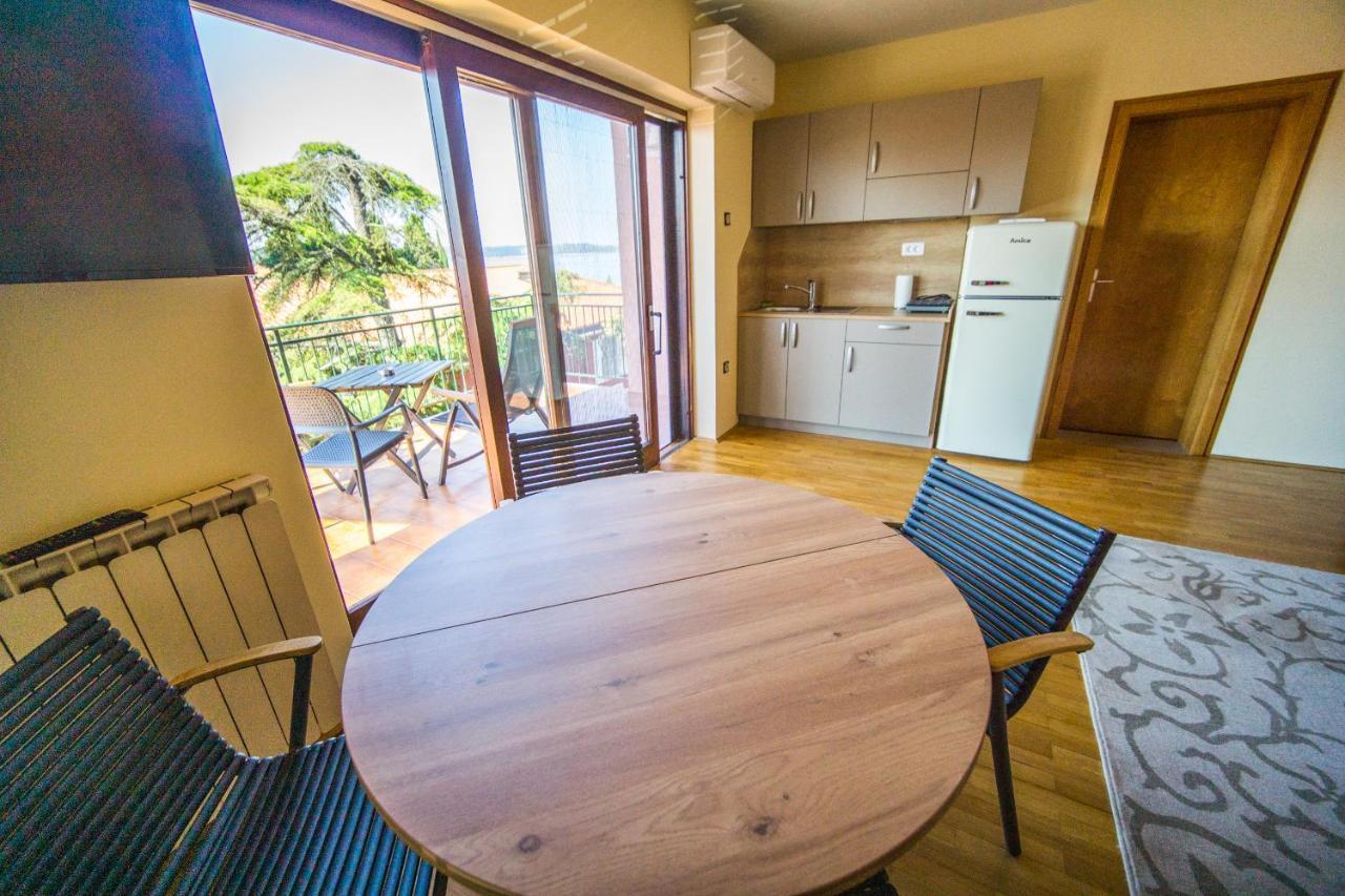 Apartments Sara 7, 8, 9 Portorož Kültér fotó