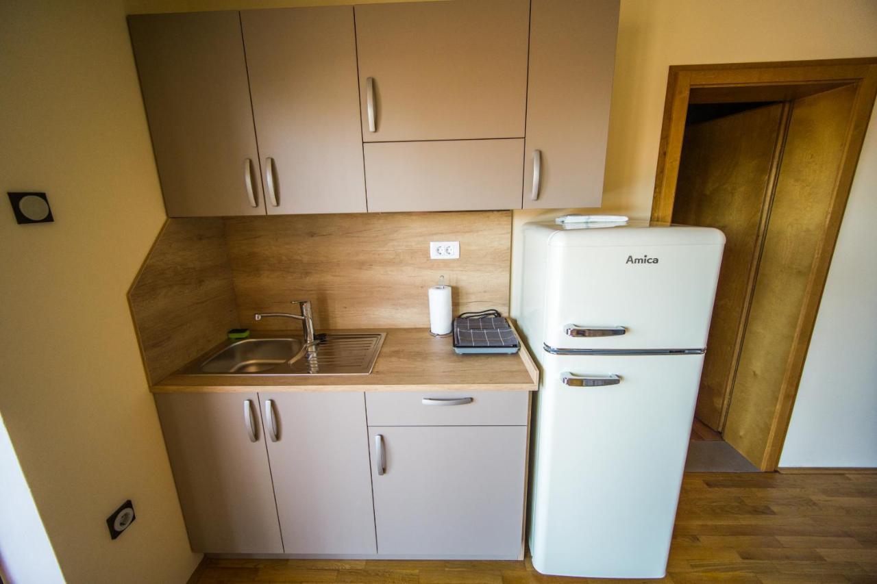 Apartments Sara 7, 8, 9 Portorož Kültér fotó